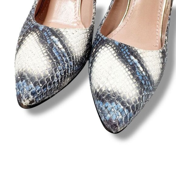 Stuart Weitzman Python Stiletto Pumps Women’s Size 8 Textured Blue Cream Snake - Picture 11 of 12